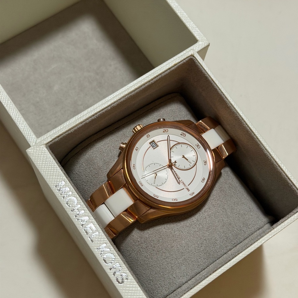 Michael Kors Elegant Rose Gold and White Watch